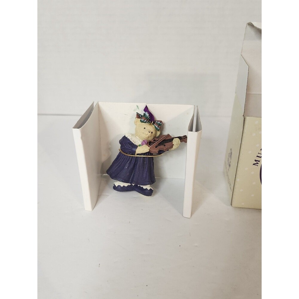 MUFFY VANDERBEAR Christmas Ornament Muffy Musical Soiree NEW BOX